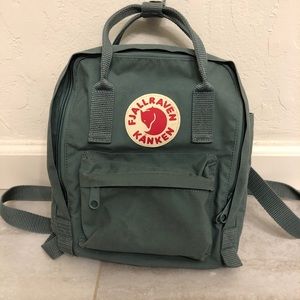 Fjallraven Frost Green Mini Backpack